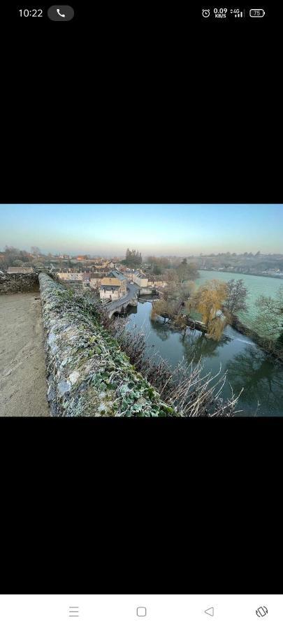 Cite De Caractere Medieval Apartman Fresnay-sur-Sarthe Kültér fotó